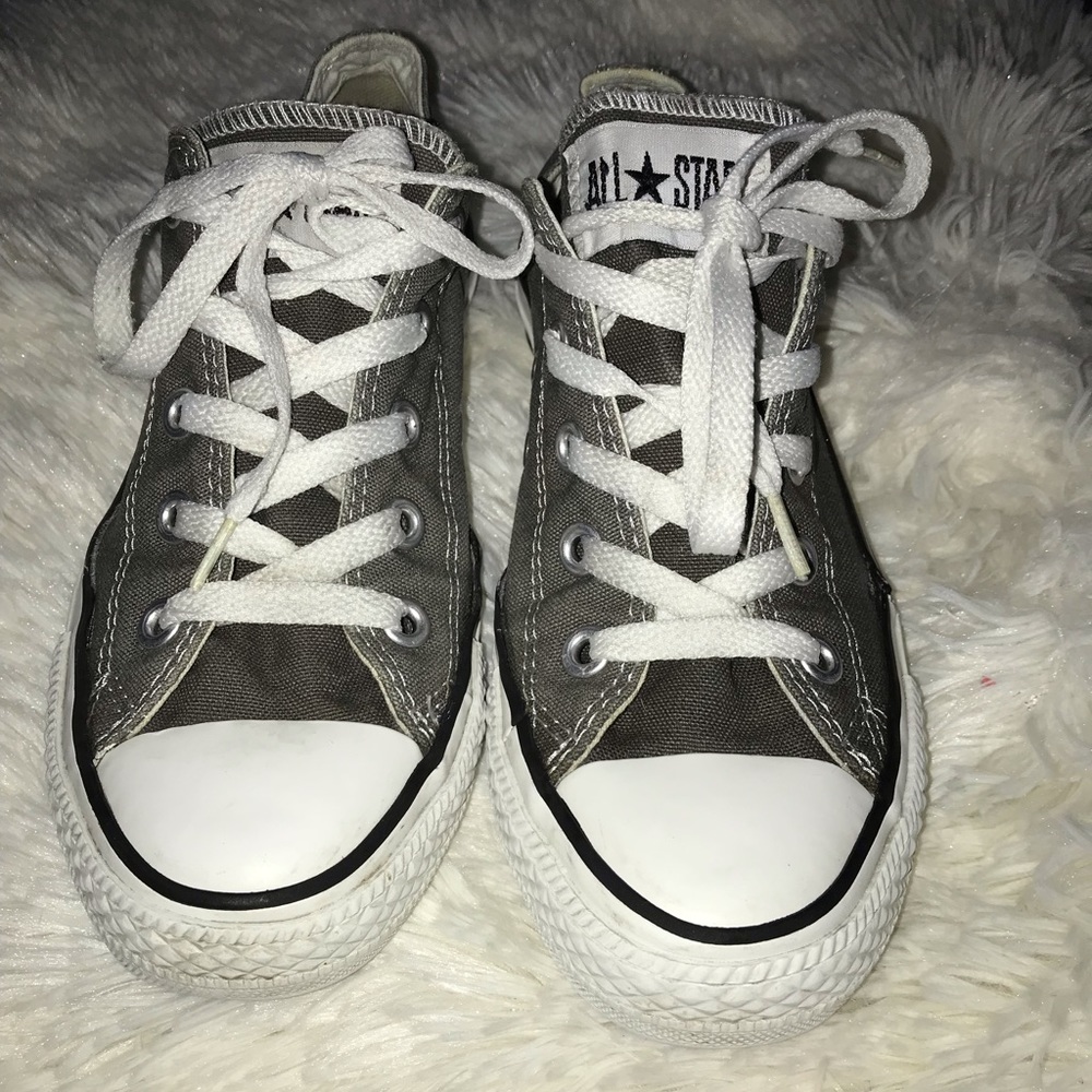 Women’s grey Converse sneakers size 6 - Picture 1 of 6